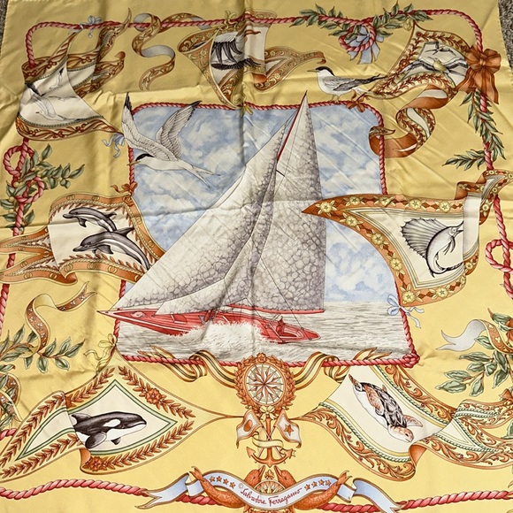 Ferragamo Silk Scarf~Vintage - Picture 5 of 6